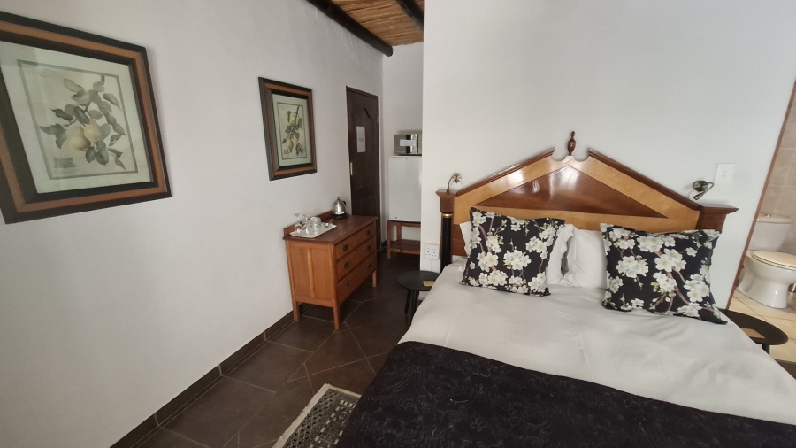 To Let 9 Bedroom Property for Rent in Morningside Gauteng