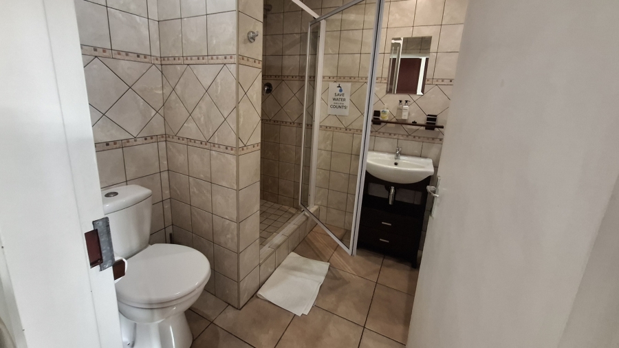 To Let 9 Bedroom Property for Rent in Morningside Gauteng