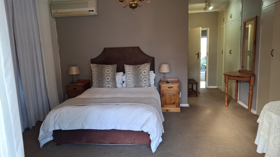 To Let 9 Bedroom Property for Rent in Morningside Gauteng