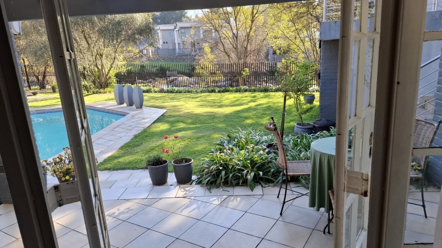 To Let 9 Bedroom Property for Rent in Morningside Gauteng