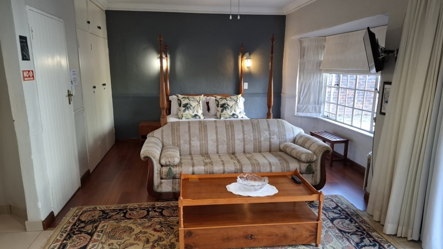 To Let 9 Bedroom Property for Rent in Morningside Gauteng