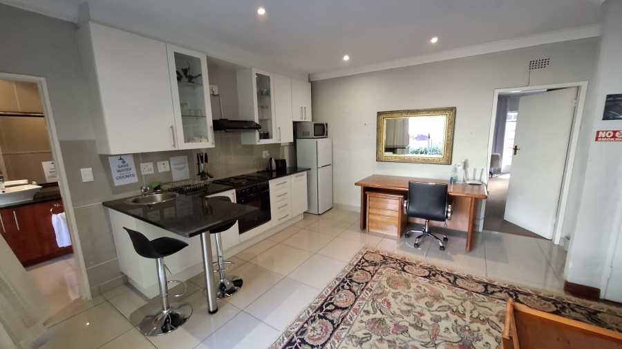To Let 9 Bedroom Property for Rent in Morningside Gauteng