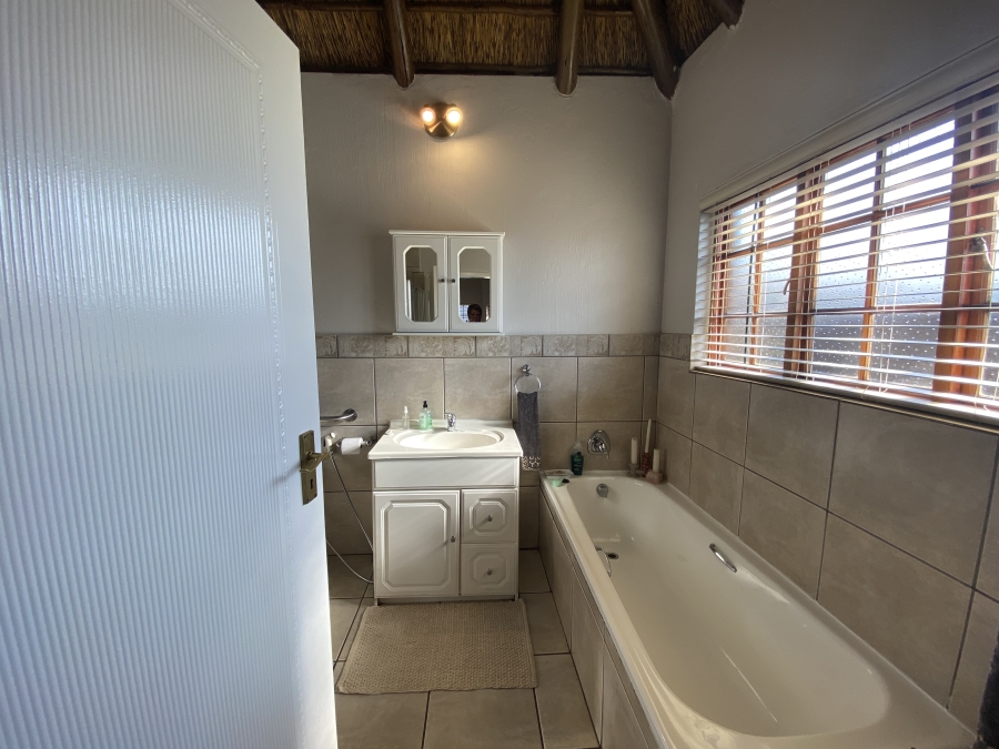 3 Bedroom Property for Sale in Rynfield Gauteng