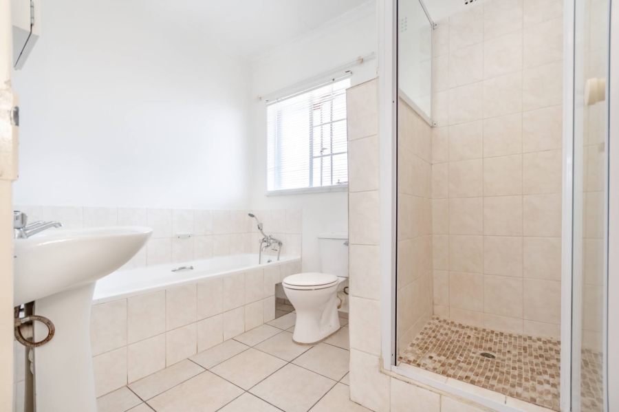2 Bedroom Property for Sale in Rynfield A H Gauteng