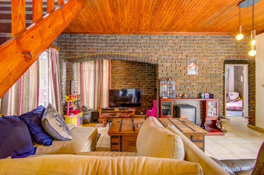 3 Bedroom Property for Sale in Ravenswood Gauteng