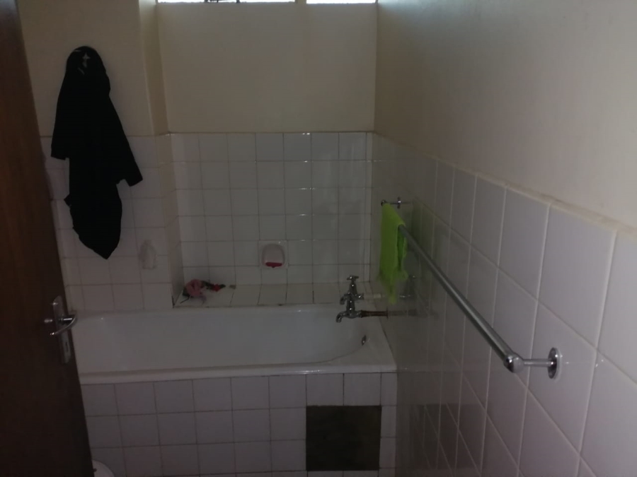 2 Bedroom Property for Sale in Sunnyside Gauteng