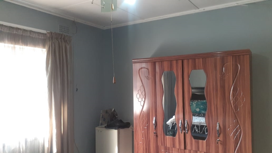 4 Bedroom Property for Sale in Vanderbijlpark Cw 6 Gauteng