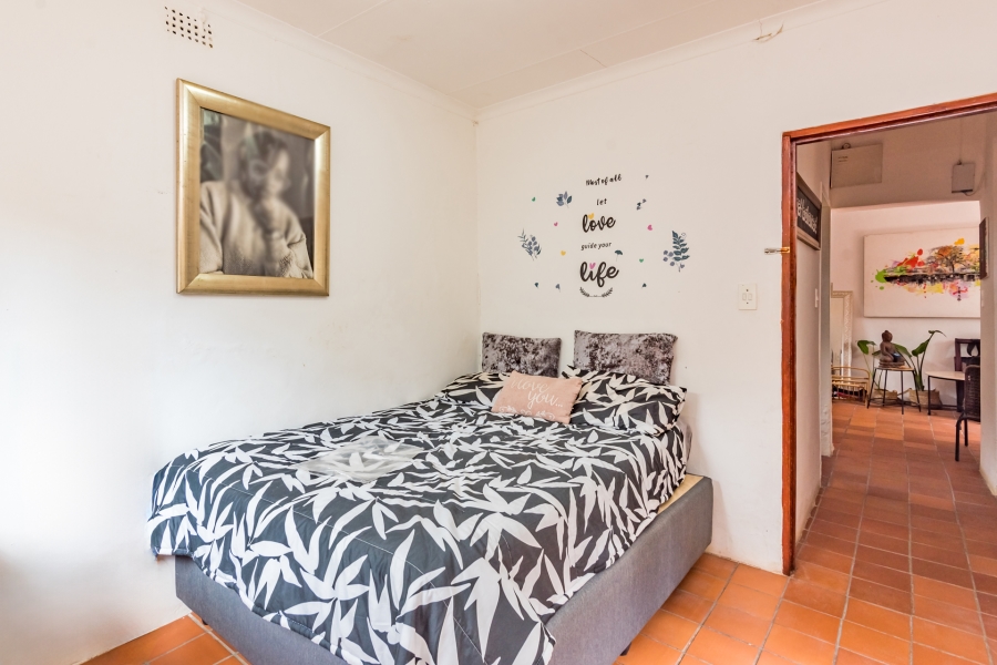 To Let 1 Bedroom Property for Rent in Melville Gauteng