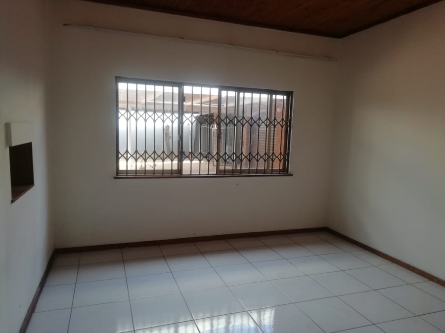 To Let 3 Bedroom Property for Rent in Baileys Muckleneuk Gauteng