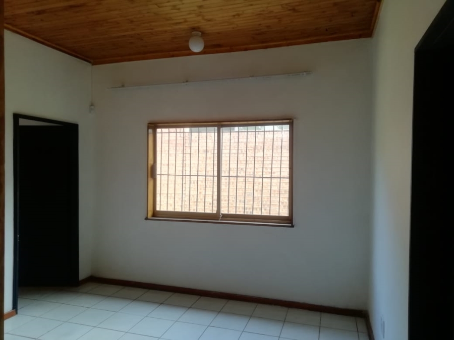 To Let 3 Bedroom Property for Rent in Baileys Muckleneuk Gauteng