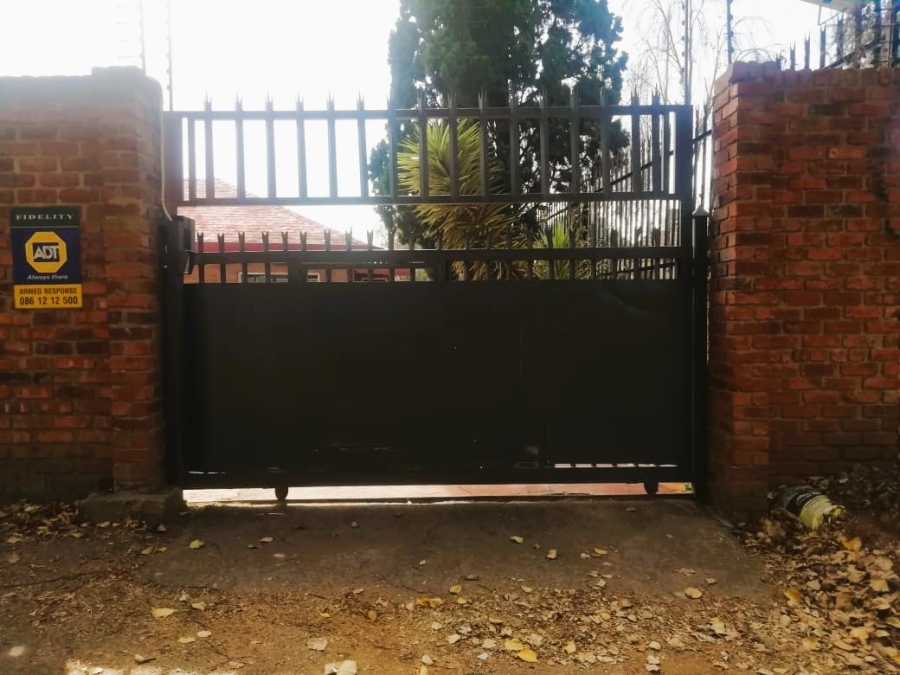To Let 3 Bedroom Property for Rent in Baileys Muckleneuk Gauteng