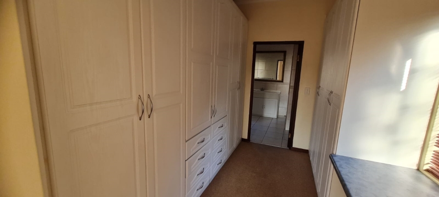 To Let 3 Bedroom Property for Rent in Bedfordview Gauteng