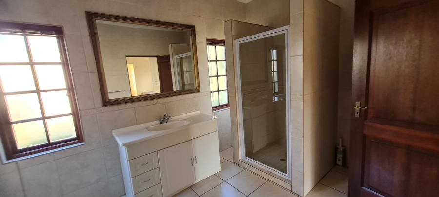 To Let 3 Bedroom Property for Rent in Bedfordview Gauteng