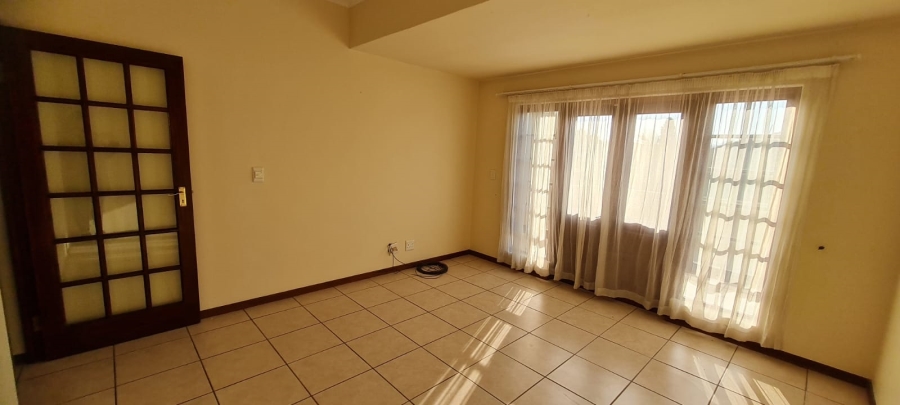 To Let 3 Bedroom Property for Rent in Bedfordview Gauteng