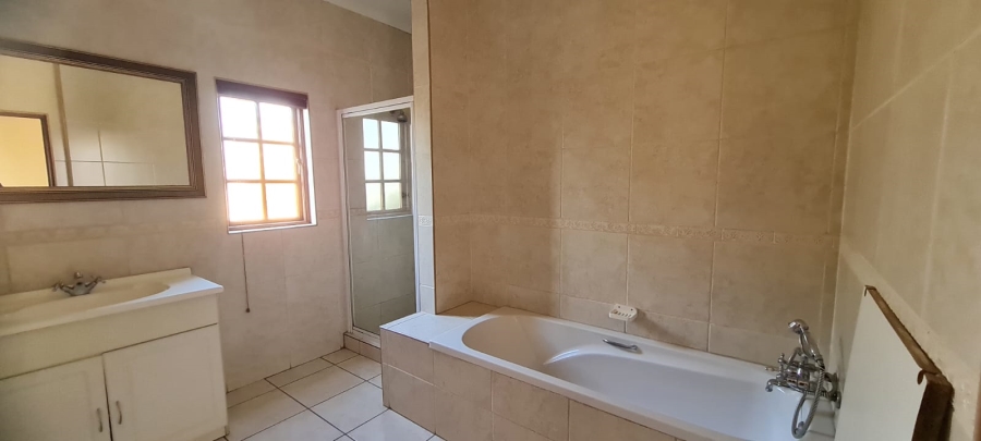 To Let 3 Bedroom Property for Rent in Bedfordview Gauteng