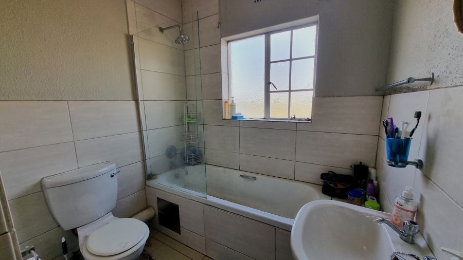 2 Bedroom Property for Sale in Castleview Gauteng