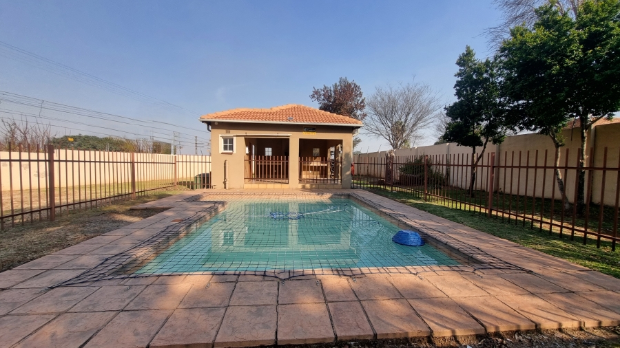 2 Bedroom Property for Sale in Castleview Gauteng