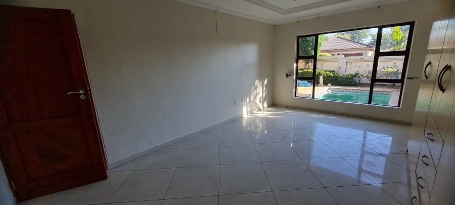 To Let 4 Bedroom Property for Rent in Greenstone Hill Gauteng