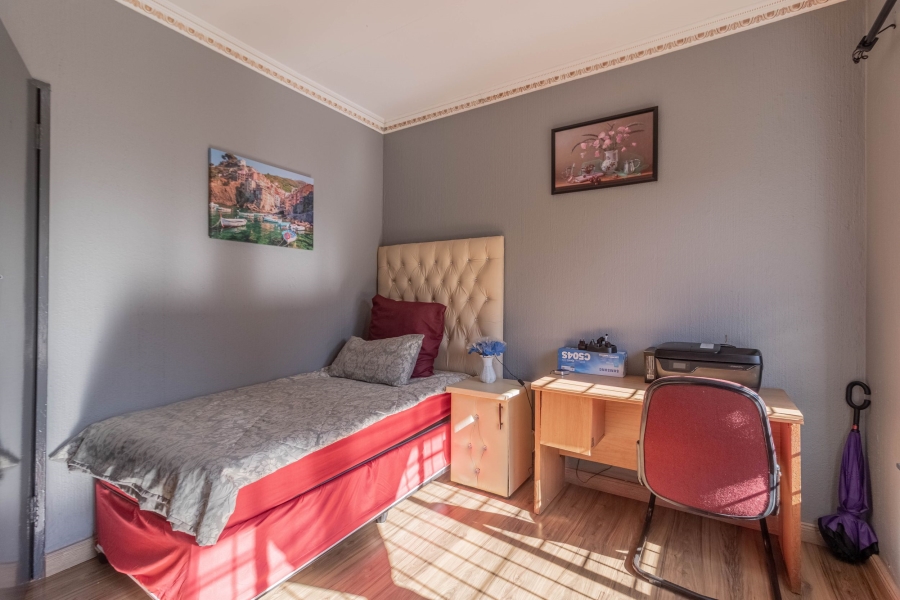 3 Bedroom Property for Sale in Brackendowns Gauteng