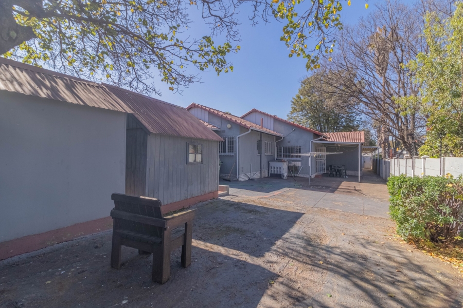 3 Bedroom Property for Sale in Brackendowns Gauteng