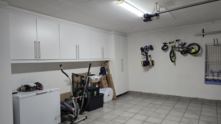 3 Bedroom Property for Sale in Eldo View Gauteng