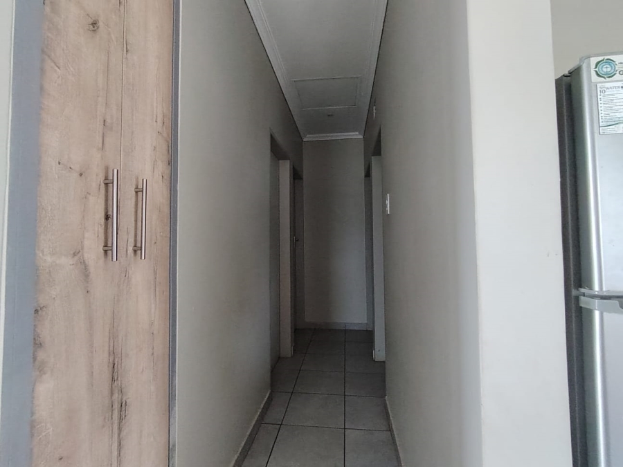 To Let 3 Bedroom Property for Rent in Lotus Gardens Gauteng