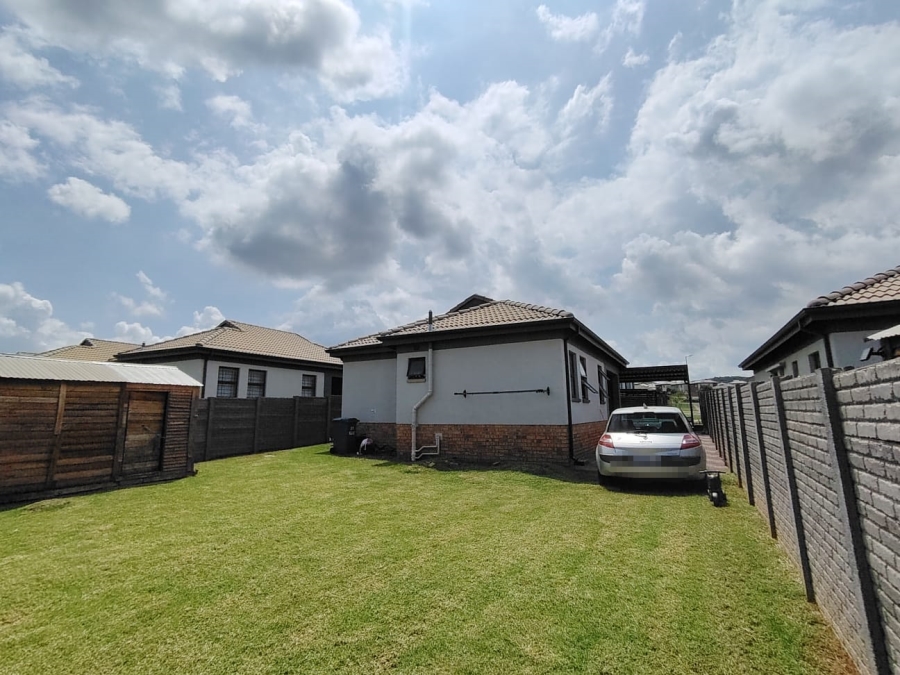 To Let 3 Bedroom Property for Rent in Lotus Gardens Gauteng