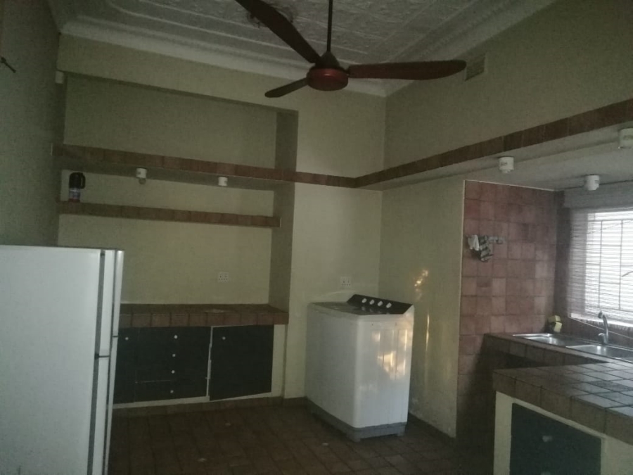 8 Bedroom Property for Sale in Muckleneuk Gauteng