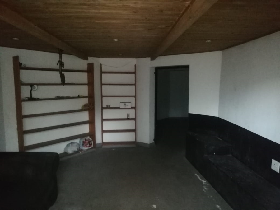 8 Bedroom Property for Sale in Muckleneuk Gauteng