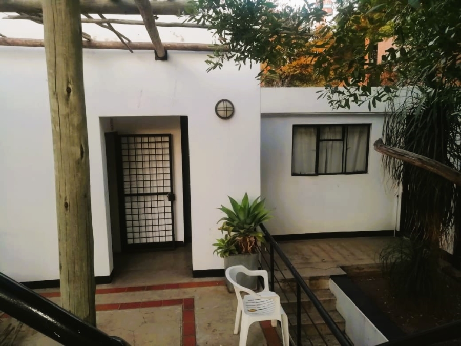 8 Bedroom Property for Sale in Muckleneuk Gauteng