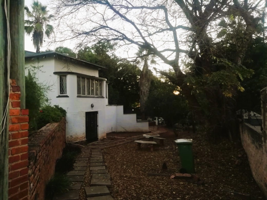 8 Bedroom Property for Sale in Muckleneuk Gauteng