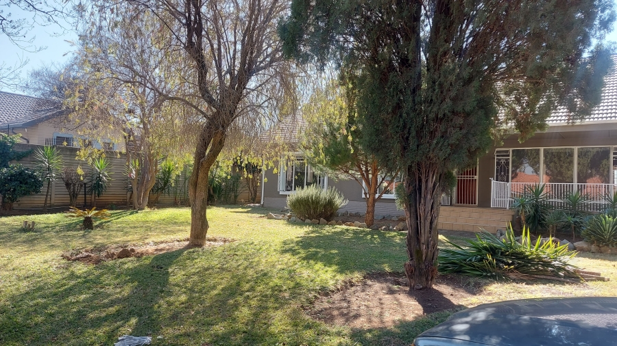 3 Bedroom Property for Sale in Farrarmere Gauteng