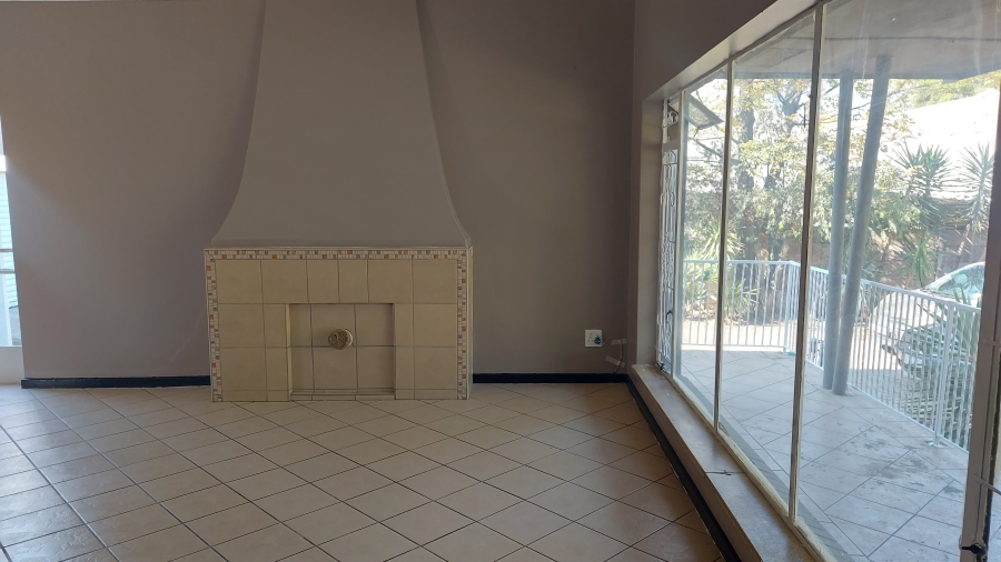 3 Bedroom Property for Sale in Farrarmere Gauteng