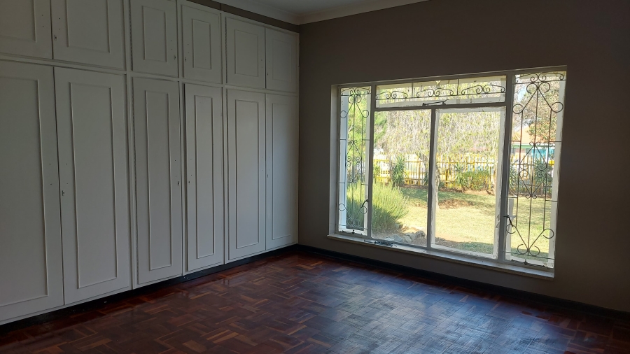 3 Bedroom Property for Sale in Farrarmere Gauteng
