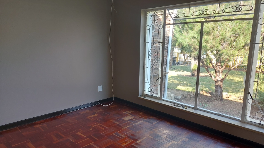 3 Bedroom Property for Sale in Farrarmere Gauteng