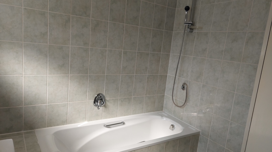 3 Bedroom Property for Sale in Farrarmere Gauteng