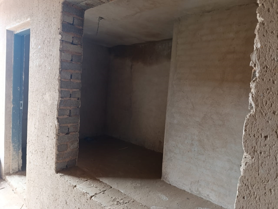 6 Bedroom Property for Sale in Soshanguve R Gauteng