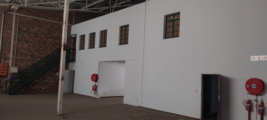 To Let commercial Property for Rent in Randjespark Gauteng