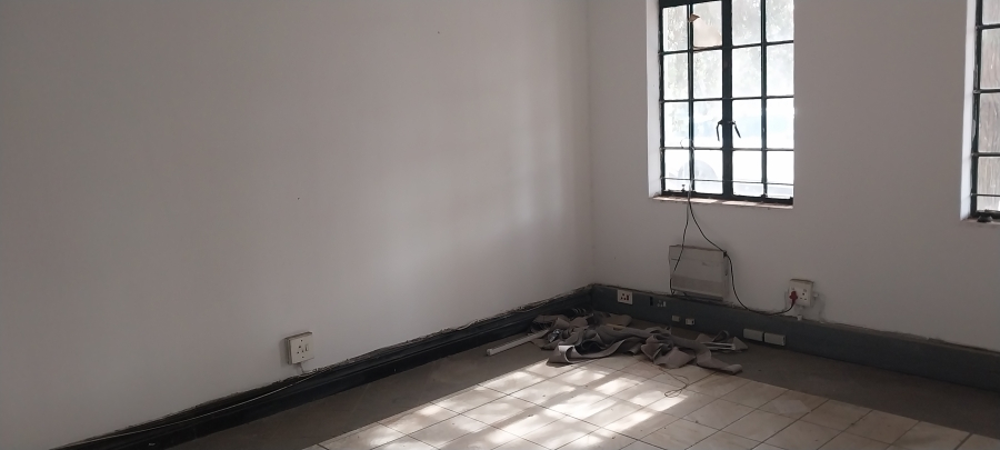 To Let commercial Property for Rent in Randjespark Gauteng