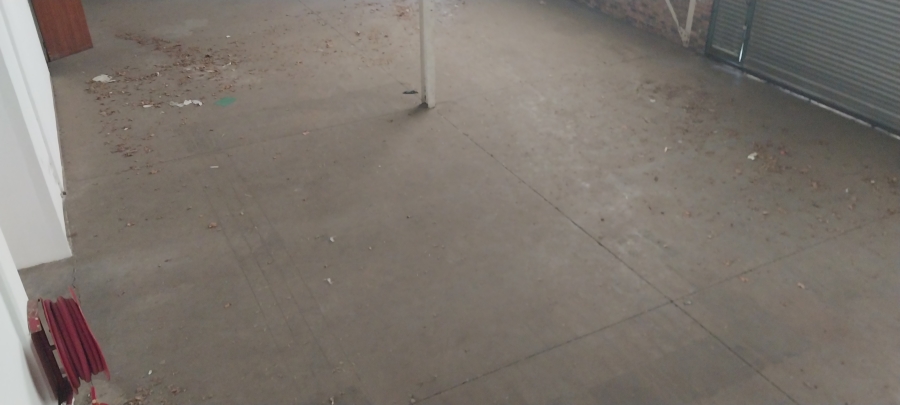 To Let commercial Property for Rent in Randjespark Gauteng