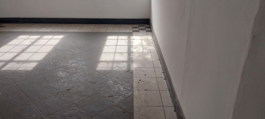 To Let commercial Property for Rent in Randjespark Gauteng