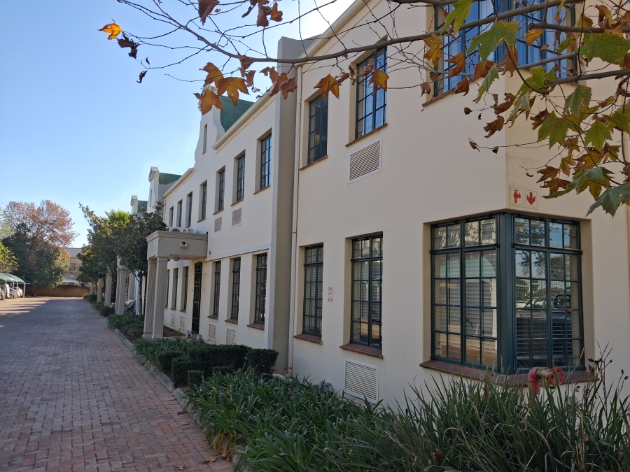 To Let commercial Property for Rent in Randjespark Gauteng