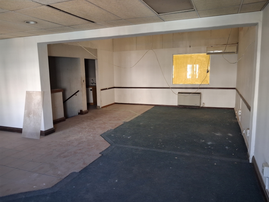 To Let commercial Property for Rent in Randjespark Gauteng