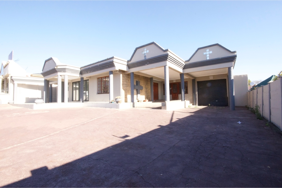 Commercial Property for Sale in Monument Gauteng