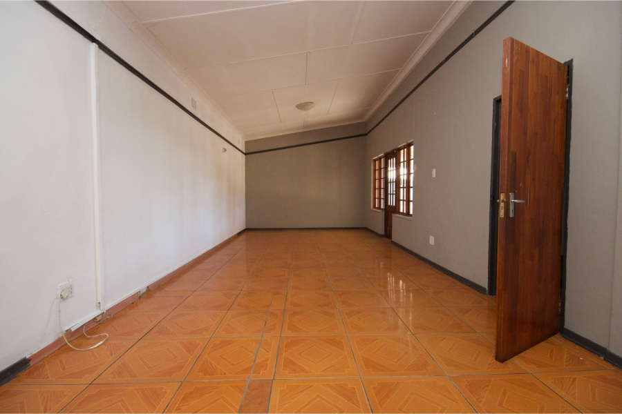 Commercial Property for Sale in Monument Gauteng