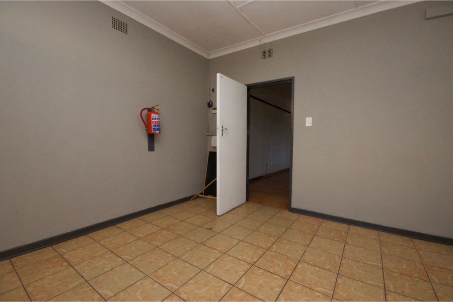 Commercial Property for Sale in Monument Gauteng