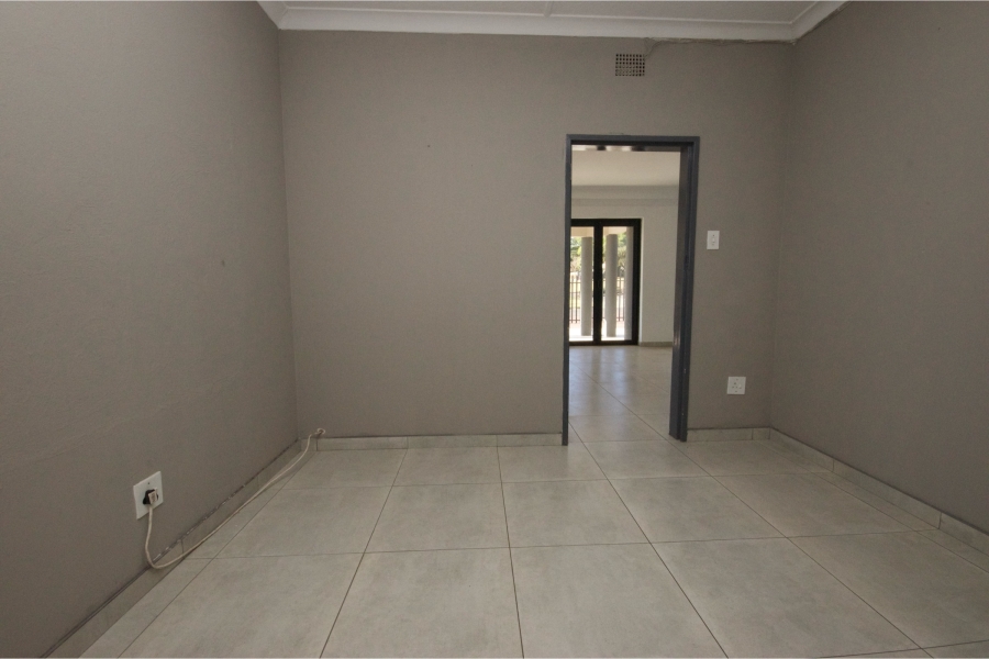 Commercial Property for Sale in Monument Gauteng