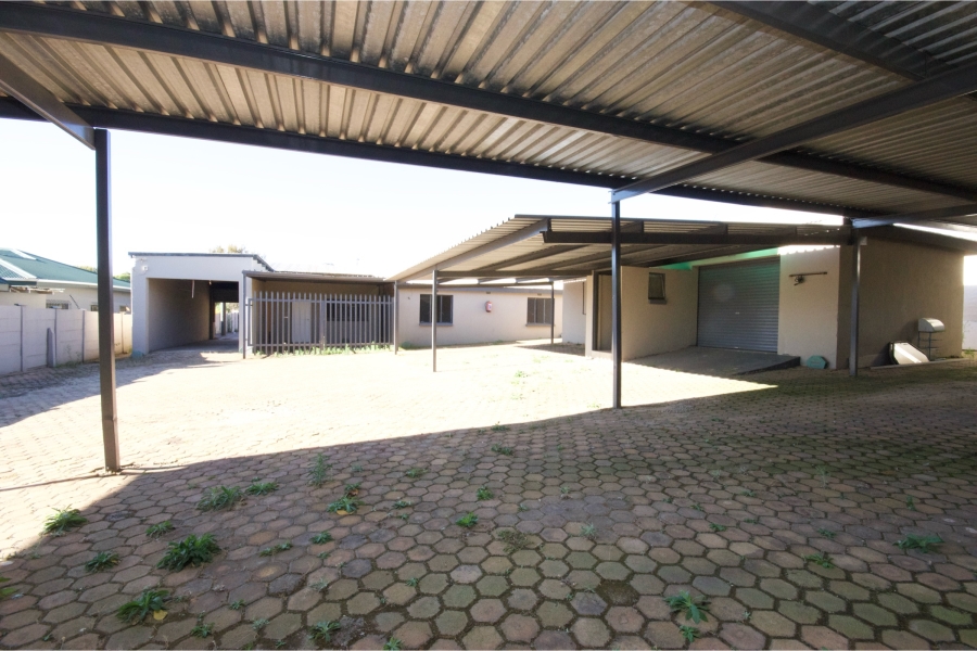 Commercial Property for Sale in Monument Gauteng