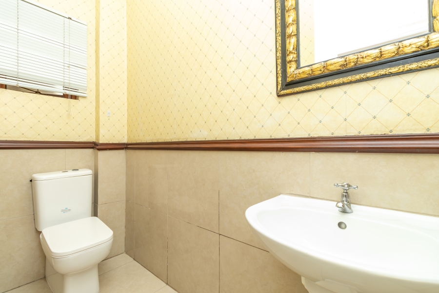 To Let 3 Bedroom Property for Rent in Bryanston Gauteng