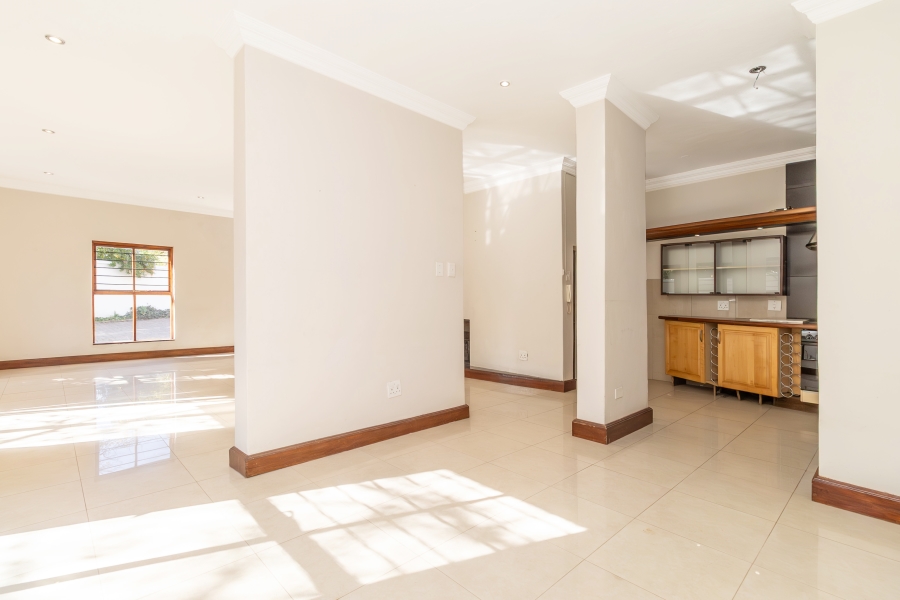To Let 3 Bedroom Property for Rent in Bryanston Gauteng